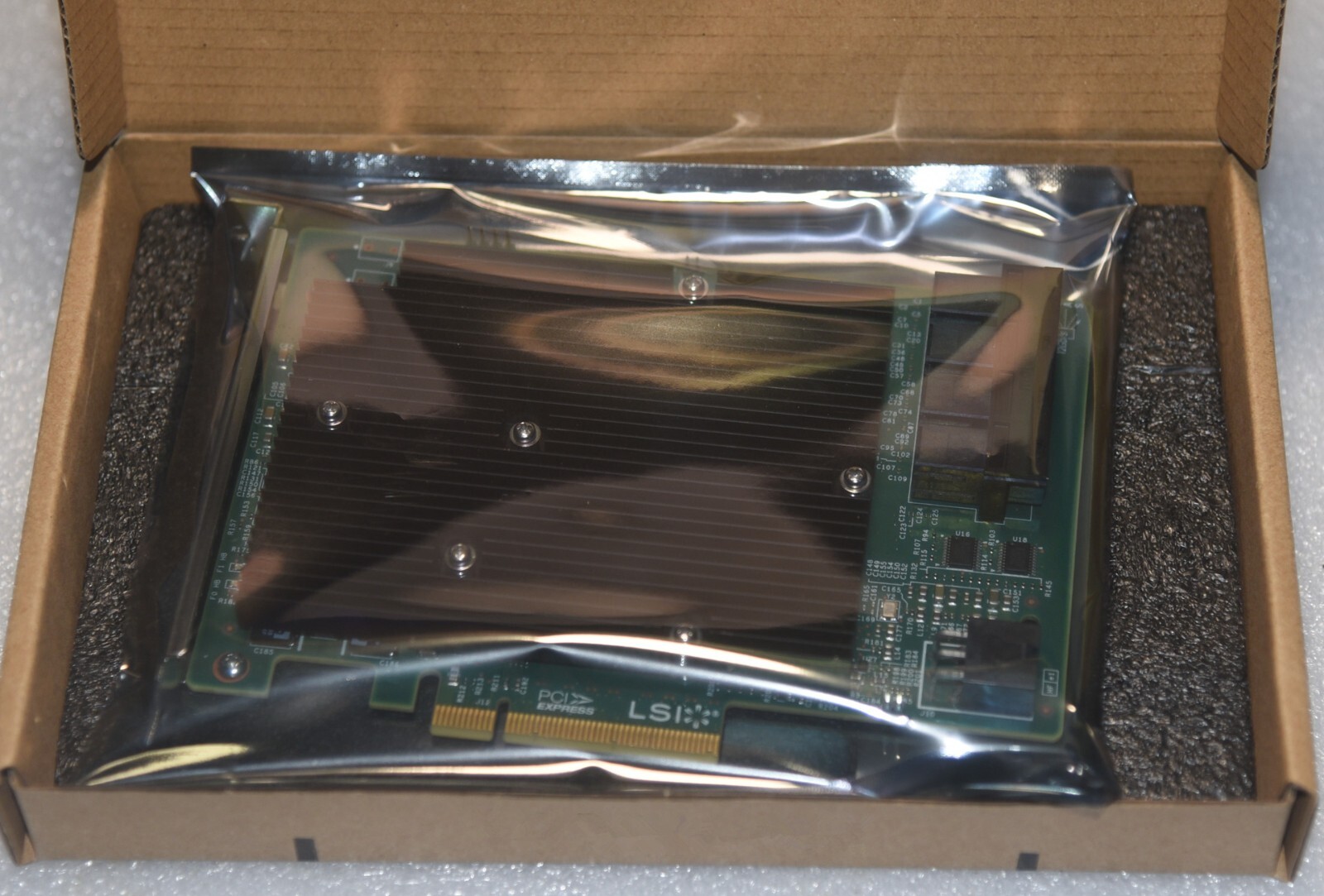 LSI SAS 9300-16I 12GB/S HBA BU - Lsi 9300 16I Hba It Mode incelemesi ve fiyatı